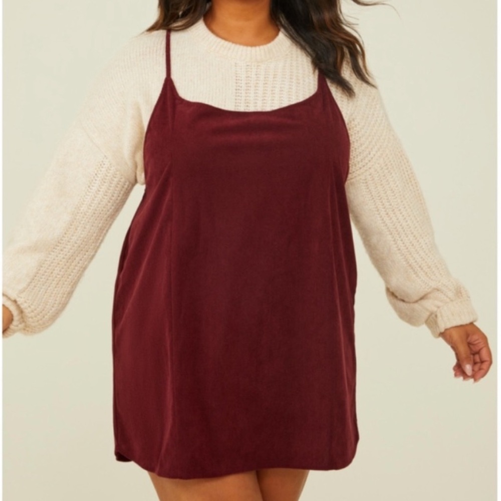 Arula Burgundy Dress